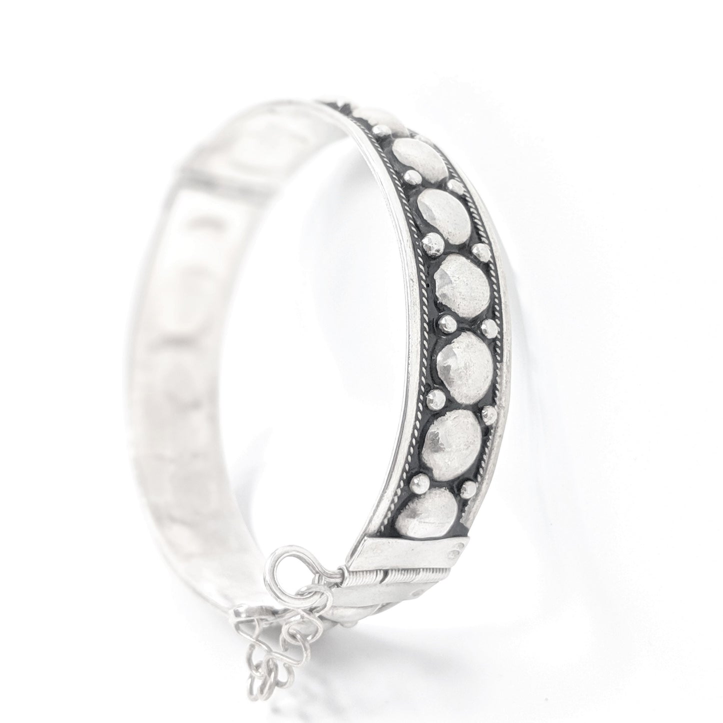 Silver Aderfi Hingled Bangle