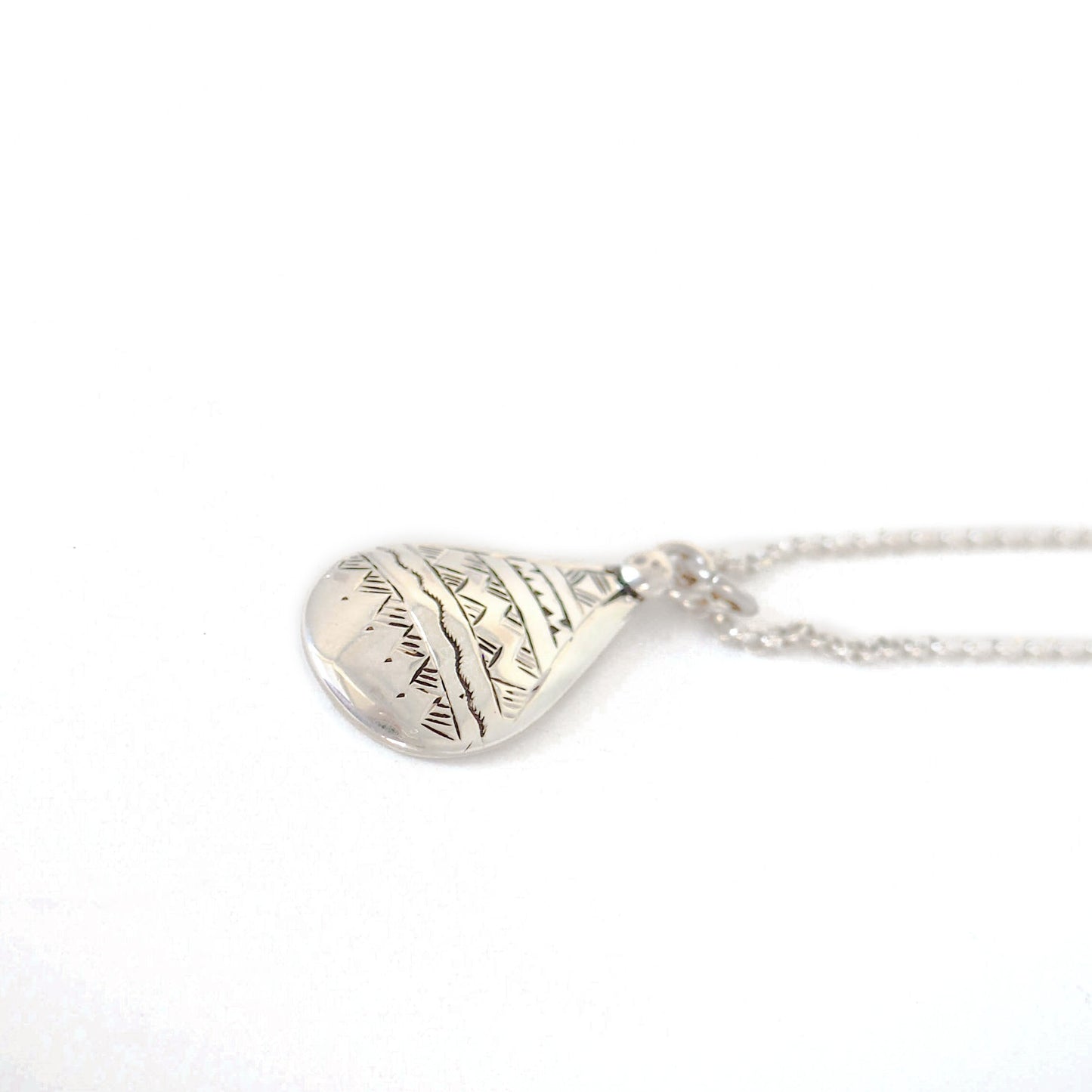 Silver Demra Necklace